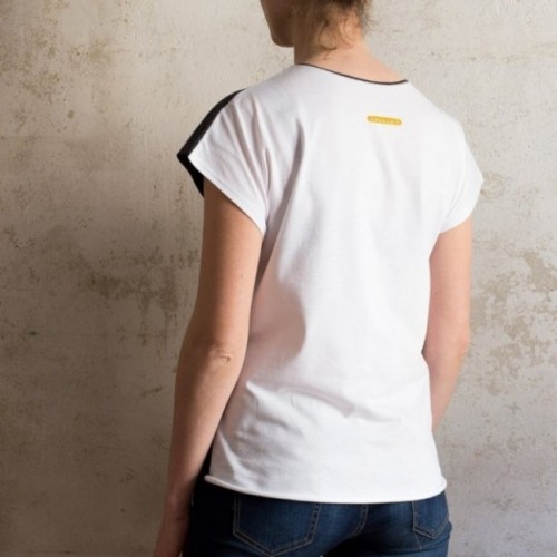 T-shirt femme "non è suonata la sveglia" 100% coton coloris blanc